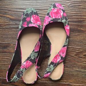 Christian Siriano Close Toe Shoes Size 7.5🥰🥰